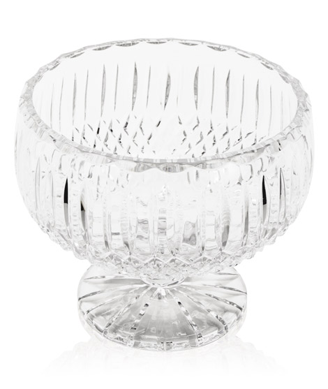 Kristallglasschale-auf-fuss-crystal glass bowl on a stem hangefertigt-handmade-neman-glassworksneman