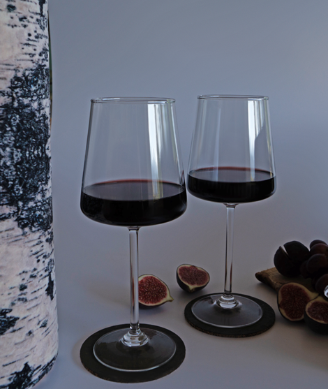 Rotwein-glas-hangefertigt-redwine-glass-handmade-neman-glassworksneman