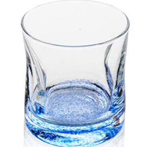 Wasser-mixdrinks-glas-mit farbiger-glasschicht-water-mixdrinks-glas-with a colored base-hangefertigt-handmade-neman-glassworksneman