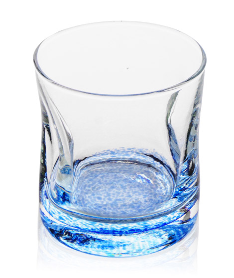 Wasser-mixdrinks-glas-mit farbiger-glasschicht-water-mixdrinks-glas-with a colored base-hangefertigt-handmade-neman-glassworksneman